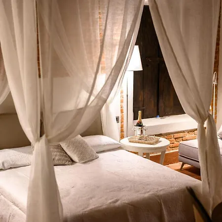 Castello Di Piovera Bed & Breakfast Piovere